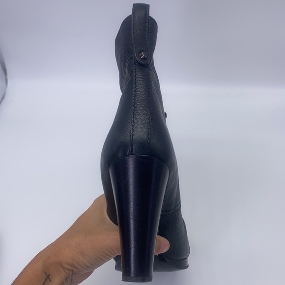 J Crew - Cognac Black Leather Lace Up Heel Booties Size 9.5 - Picture 10 of 13